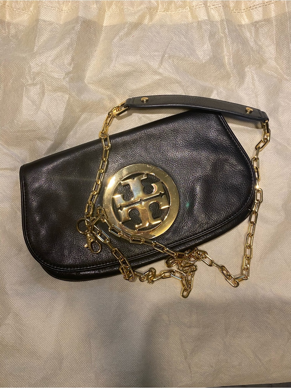 Tory Burch Black Leather Shoulder Bag with Gold Logo and Chain